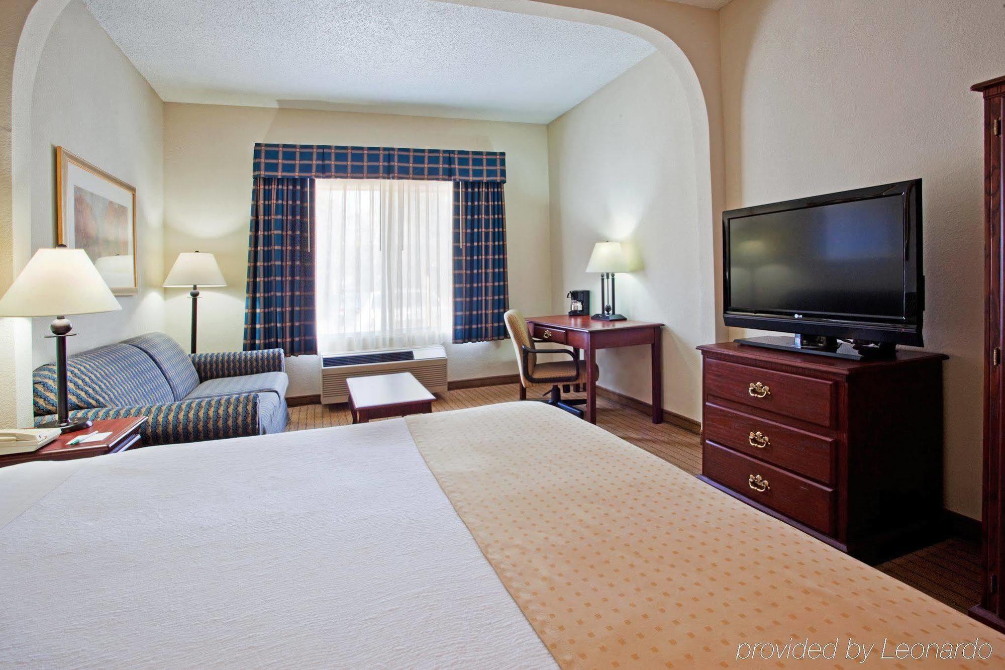 Holiday Inn Hotel And Suites Peachtree City By Ihg Bagian luar foto