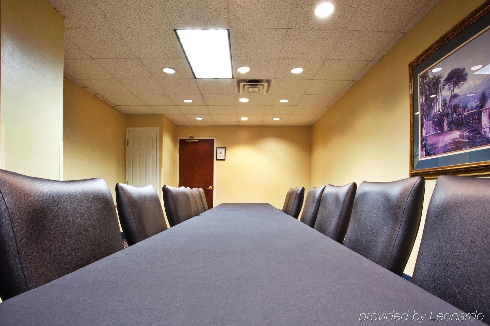 Holiday Inn Hotel And Suites Peachtree City By Ihg Bagian luar foto